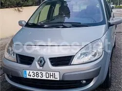 Gris / plata Usado 2005 Renault Scénic II Authentique Monovolumen | 3300 € (Precio justo)