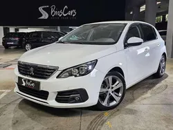 Blanco Usado 2020 Peugeot 308 Allure Utilitario | 11.999 € (Precio justo)