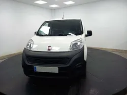 Blanco Usado 2018 Fiat Fiorino Monovolumen | 7990 € (Precio justo)