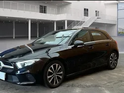 Negro Usado 2022 Mercedes A180 Berlina | 21.500 € (Buen precio)