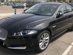 Negro Usado 2014 Jaguar XF Premium Luxury Berlina | 13.500 € (Precio justo)