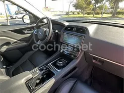 Gris / plata Usado 2018 Jaguar F-Pace Prestige SUV | 21.700 € (Precio justo)