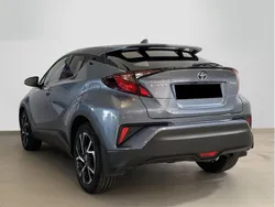 Gris / plata Usado 2023 Toyota C-HR Advance SUV | 25.800 € (Precio justo)