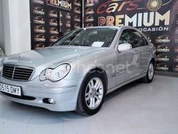 Gris / plata Usado 2005 Mercedes C270 Classic Berlina | 5499 €