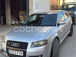 Gris / plata Usado 2005 Audi A3 Ambition Berlina | 3300 € (Super precio)