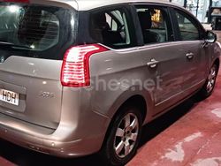 Beige Usado 2012 Peugeot 5008 Business-Line Monovolumen | 6980 € (Precio justo)