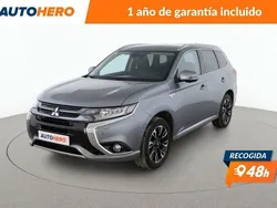 Gris Usado 2016 Mitsubishi Outlander P-HEV SUV | 15.999 € (Precio justo)