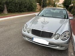 Gris / plata Usado 2004 Mercedes E320 Avantgarde Berlina | 9300 € (Un poco caro)