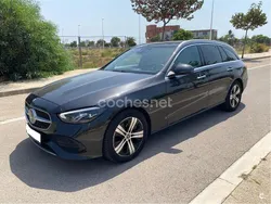 Gris / plata Usado 2022 Mercedes C220 Familiar | 42.000 € (Un poco caro)
