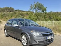 Gris / plata Usado 2004 Opel Astra Elegance Berlina | 2800 € (Precio justo)