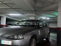 Gris / plata Usado 2005 Alfa Romeo 147 Impression Utilitario | 3900 €