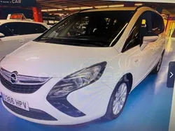 Blanco Usado 2013 Opel Zafira Tourer Selective Monovolumen | 9990 € (Un poco caro)