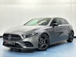 Gris / plata Usado 2019 Mercedes A220 Berlina | 28.490 € (Precio justo)