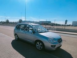 Gris / plata Usado 2007 Kia Carens Monovolumen | 4200 € (Precio justo)