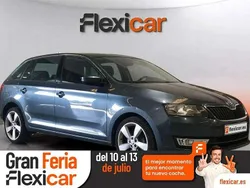 Gris Usado 2015 Skoda Rapid Ambition Berlina | 8890 € (Super precio)