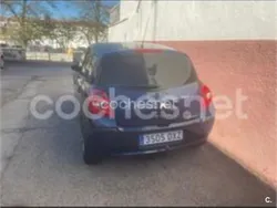 Azul Usado 2006 Renault Clio II Dynamique Berlina | 1300 € (Super precio)