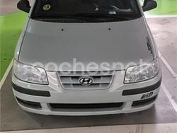 Gris / plata Usado 2004 Hyundai Matrix GLS Monovolumen | 4000 €