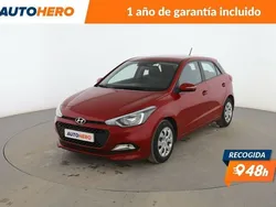 Azul Usado 2015 Hyundai i20 Berlina | 9999 €