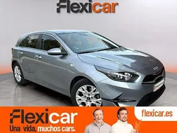 Gris Usado 2023 Kia Ceed Berlina | 22.490 € (Caro)