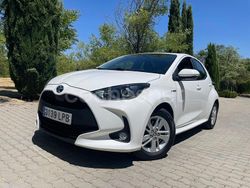 Blanco Usado 2021 Toyota Yaris Hybrid Active Berlina | 14.990 € (Precio justo)