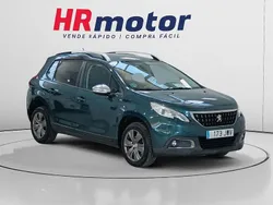 Verde Usado 2017 Peugeot 2008 Style SUV | 9350 € (Precio justo)