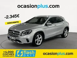 Gris plata Usado 2017 Mercedes GLA200 Urban SUV | 23.900 € (Precio justo)