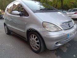 Gris / plata Usado 2001 Mercedes A170 Elegance Monovolumen | 2800 € (Precio justo)