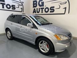 Gris / plata Usado 2006 Ssangyong (KGM) Kyron SUV | 5499 € (Precio justo)