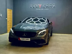 Gris Usado 2017 Mercedes S63 AMG AMG Coupe | 57.500 €