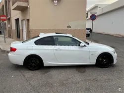 Blanco Usado 2007 BMW 320 Coupe | 9950 € (Un poco caro)