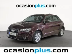 Rojo Usado 2014 Audi A1 Sportback Attraction Utilitario | 12.990 € (Buen precio)