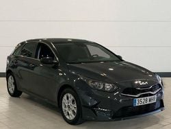 Negro Usado 2023 Kia Ceed Utilitario | 19.500 € (Un poco caro)
