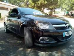 Negro Usado 2007 Opel Astra GTC Sport Berlina | 2800 € (Buen precio)
