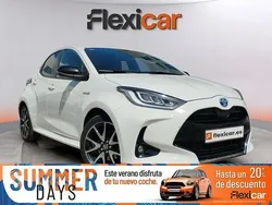 Blanco Usado 2021 Toyota Yaris Hybrid Active Berlina | 20.490 € (Precio justo)
