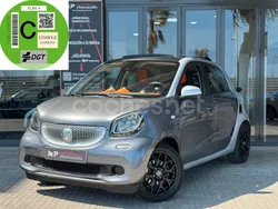 Gris / plata Usado 2016 Smart ForFour Passion Berlina | 9990 € (Precio justo)