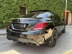 Negro Usado 2016 Mercedes C63 AMG AMG Berlina | 45.491 € (Precio justo)