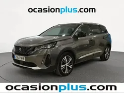 Gris plata Usado 2023 Peugeot 5008 Allure Monovolumen | 20.264 € (Buen precio)