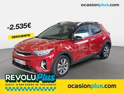 Rojo Usado 2022 Kia Stonic SUV | 19.200 € (Precio justo)
