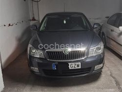 Gris / plata Usado 2010 Skoda Octavia Executive Berlina | 8000 € (Un poco caro)