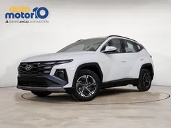 Rojo Nuevo 2024 Hyundai Tucson SUV | 31.990 € (Un poco caro)