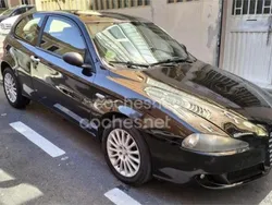 Negro Usado 2007 Alfa Romeo 147 Impression Utilitario | 3000 € (Buen precio)