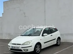 Blanco Usado 2004 Ford Focus Trend Berlina | 1500 € (Buen precio)
