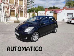 Negro Usado 2011 Toyota Yaris Active Utilitario | 10.990 € (Caro)