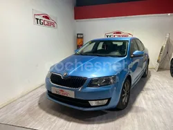 Azul Usado 2014 Skoda Octavia Elegance Utilitario | 6990 €