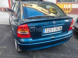 Azul Usado 2002 Opel Astra Edition Berlina | 2300 € (Un poco caro)