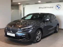 Gris / plata Usado 2021 BMW 120 Executive Utilitario | 29.900 € (Un poco caro)