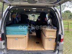 Gris / plata Usado 2004 Hyundai H-1 Van | 8499 €