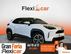 Blanco Usado 2022 Toyota Yaris Cross Style SUV | 22.490 € (Precio justo)