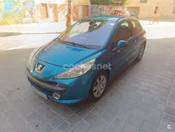 Azul Usado 2006 Peugeot 207 Berlina | 3949 € (Buen precio)