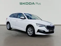Blanco Usado 2021 Skoda Scala Ambition Utilitario | 17.490 € (Precio justo)